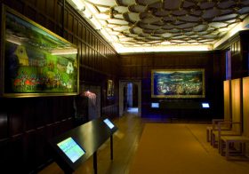 Encyclopaedic vs. Experience: Immersion, participation and storytelling